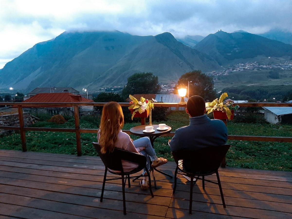 Guesthouse Elli & Cottages Kazbegi Exterior photo