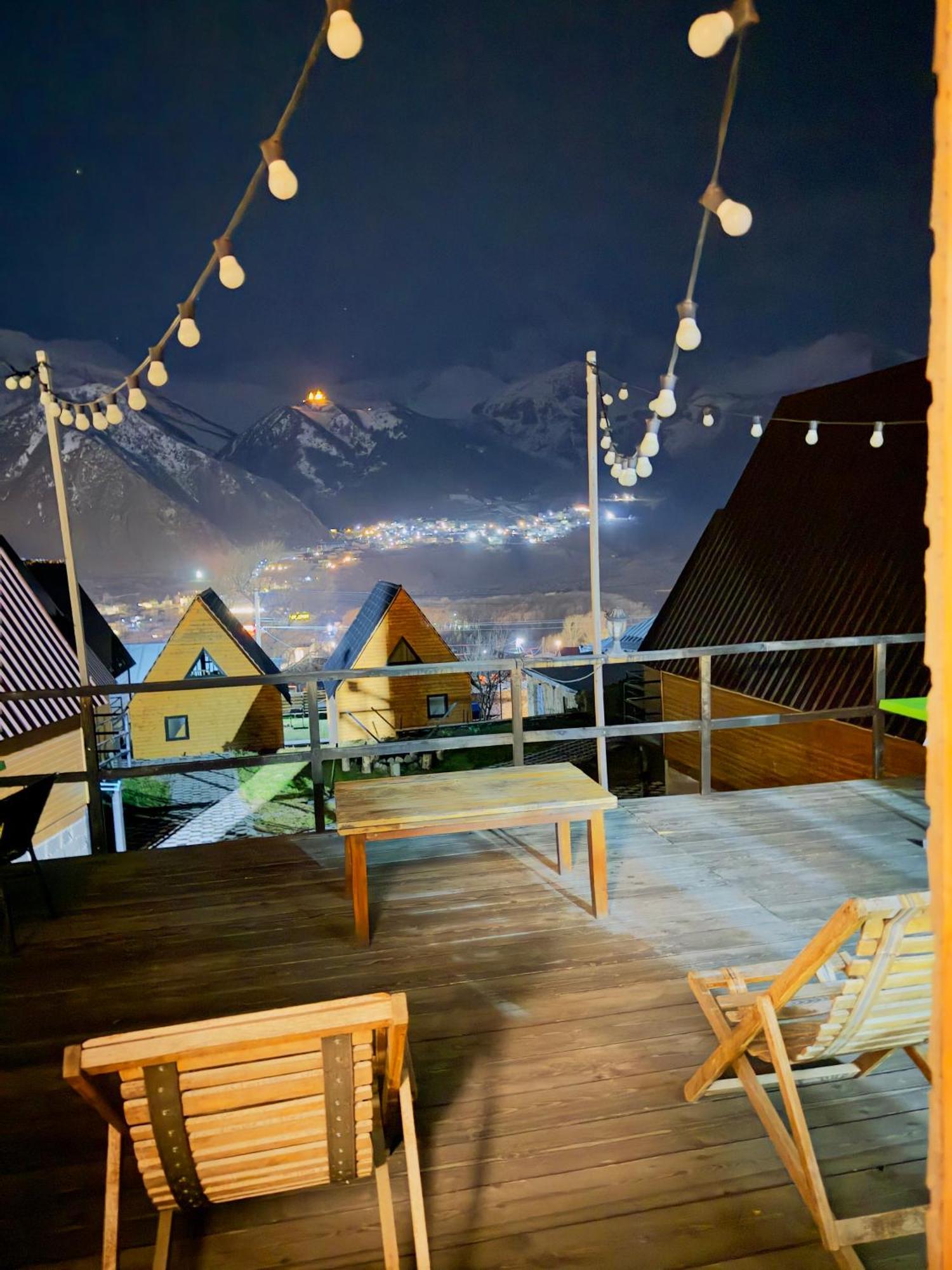 Guesthouse Elli & Cottages Kazbegi Exterior photo