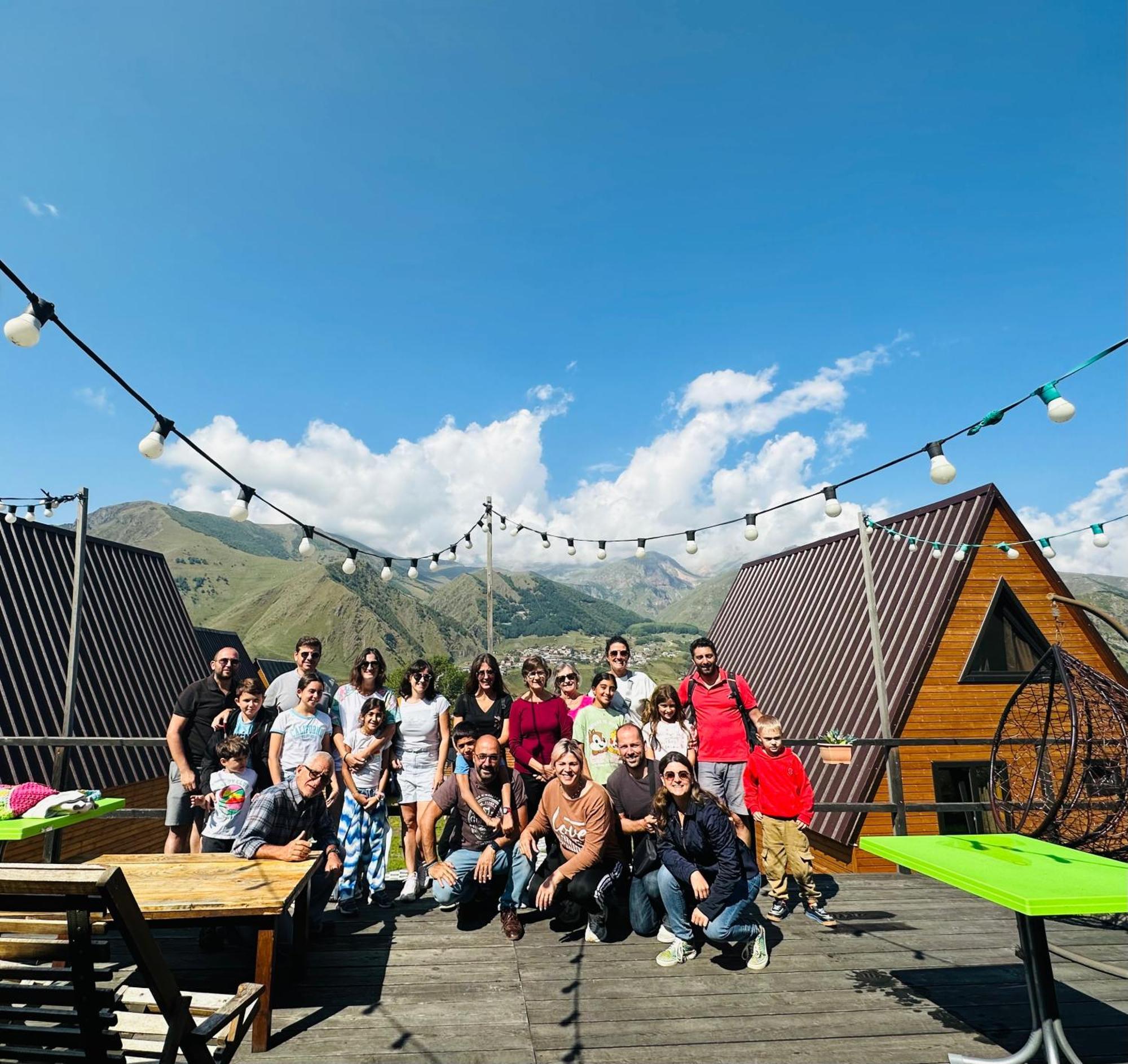 Guesthouse Elli & Cottages Kazbegi Exterior photo