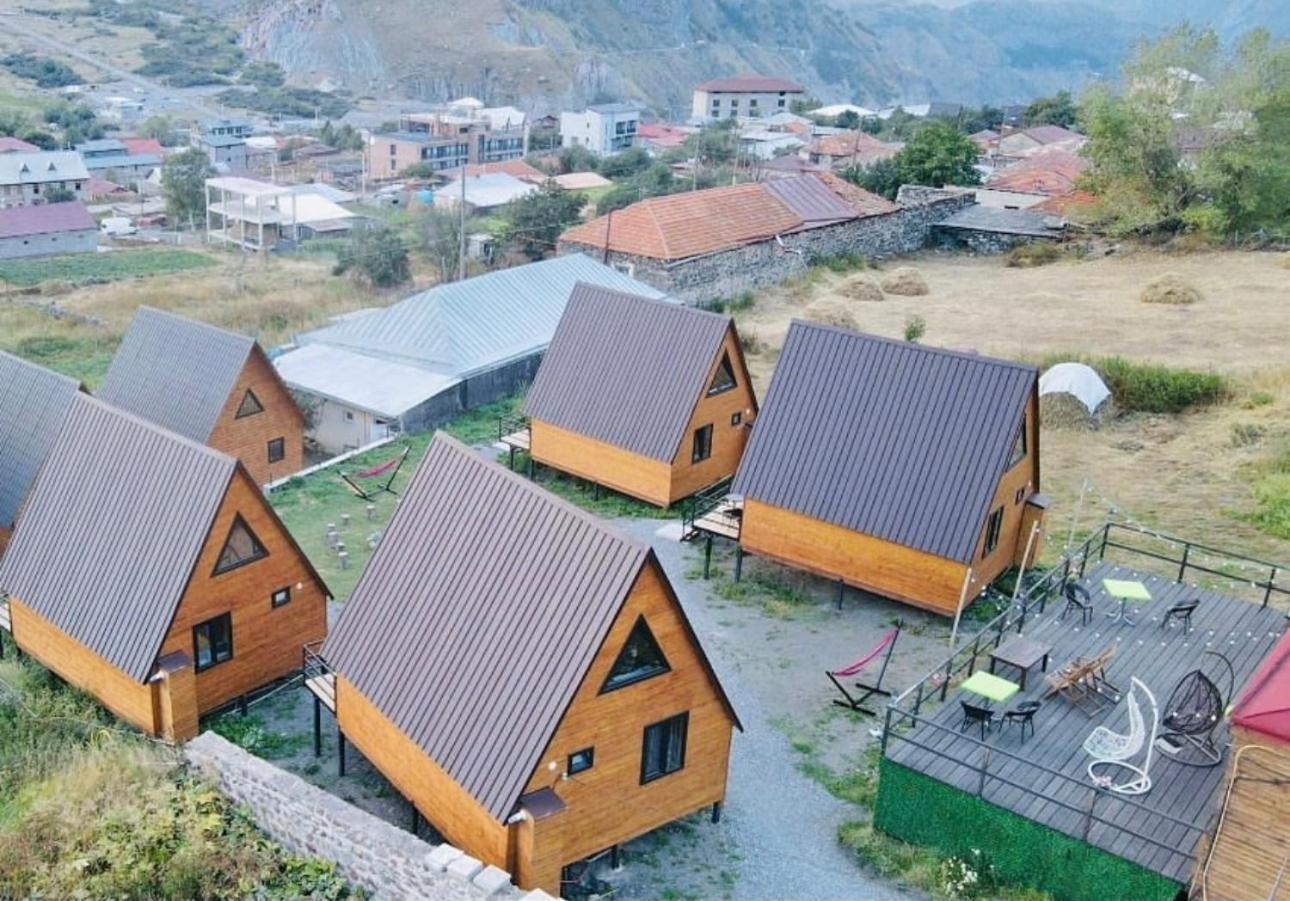 Guesthouse Elli & Cottages Kazbegi Exterior photo