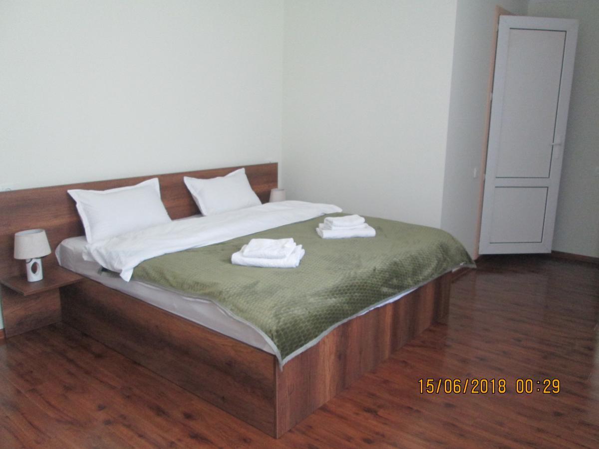 Guesthouse Elli & Cottages Kazbegi Exterior photo