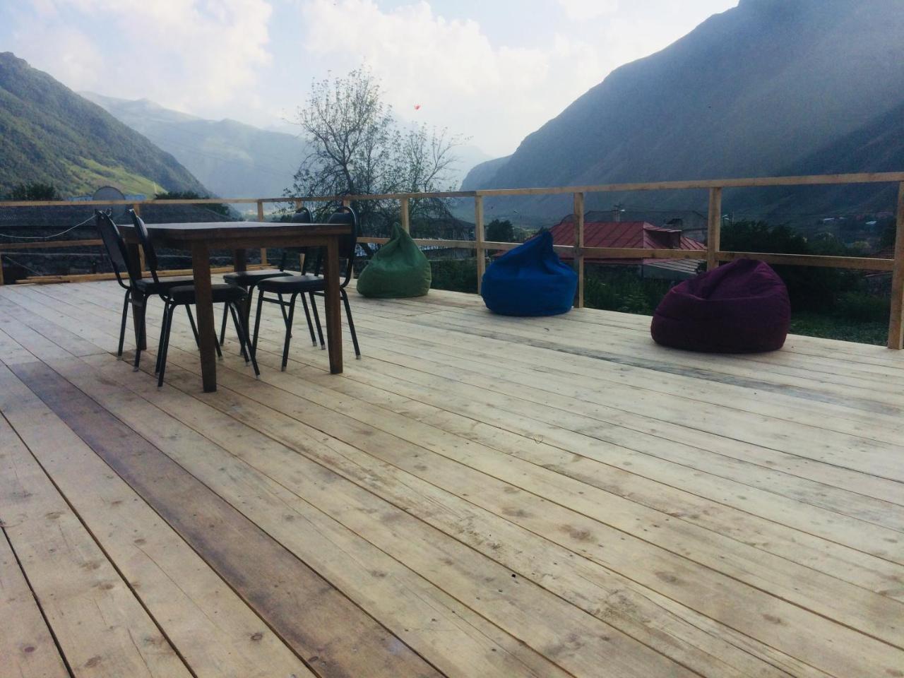Guesthouse Elli & Cottages Kazbegi Exterior photo
