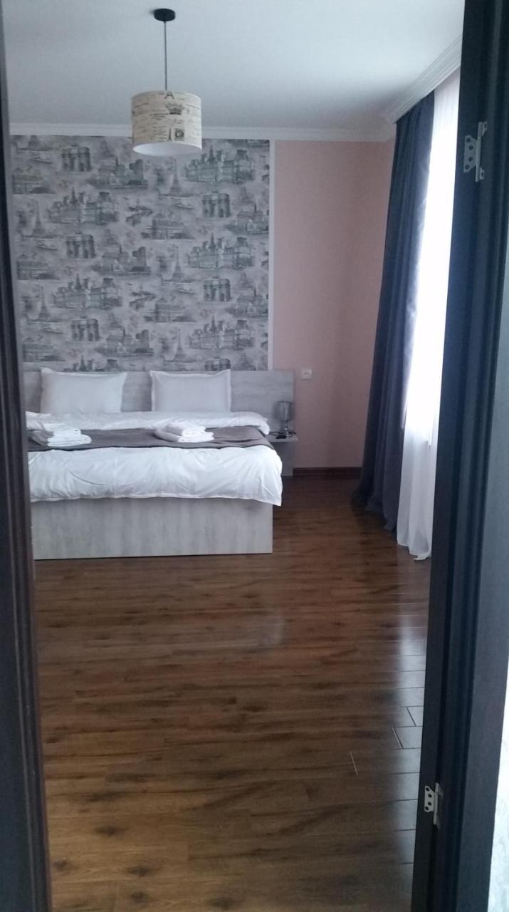 Guesthouse Elli & Cottages Kazbegi Exterior photo