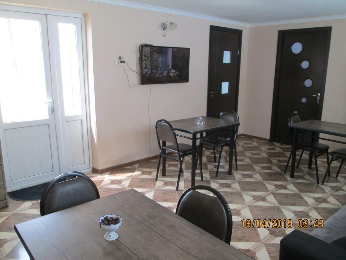 Guesthouse Elli & Cottages Kazbegi Exterior photo