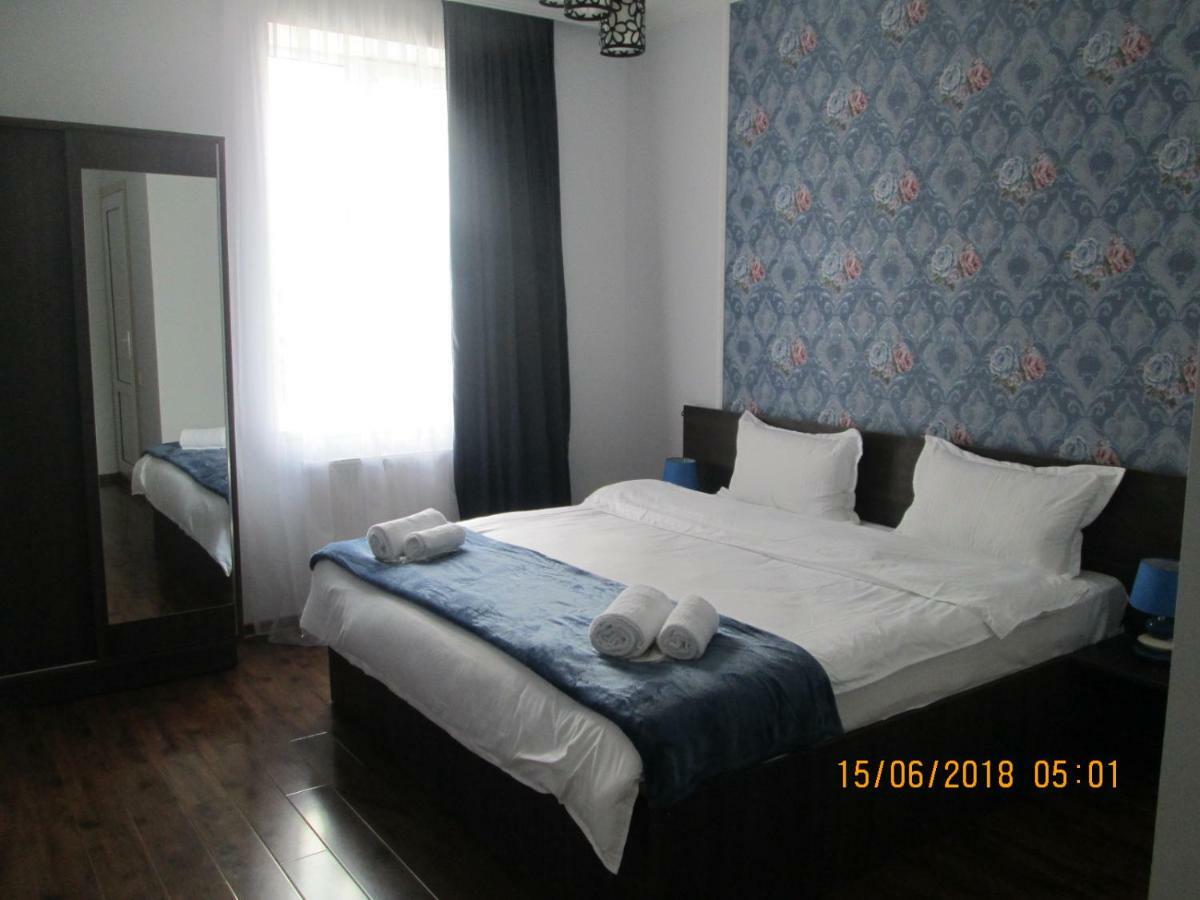 Guesthouse Elli & Cottages Kazbegi Exterior photo